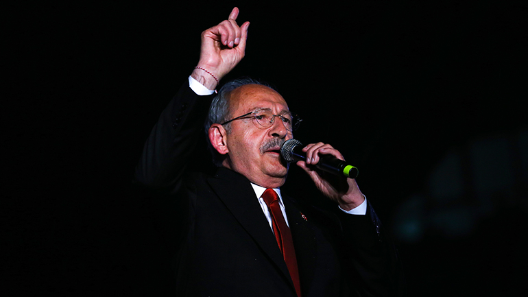 Κιλιτσντάρογλου: Η νύχτα είναι μεγάλη